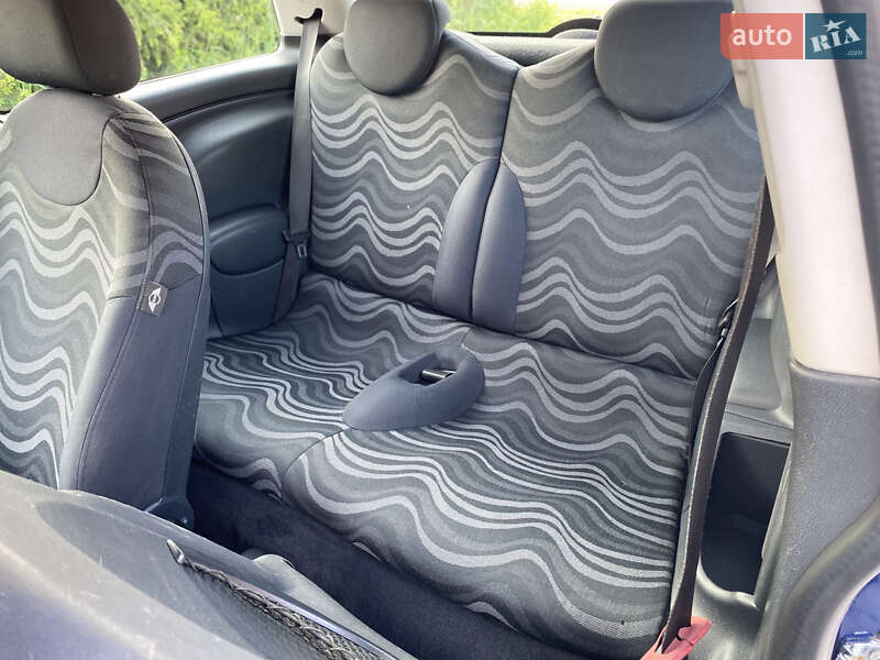Хетчбек MINI Cooper 2002 в Винниках