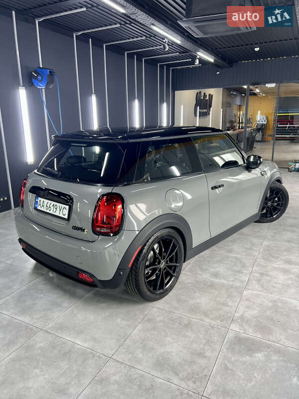 Хетчбек MINI Cooper 2022 в Києві