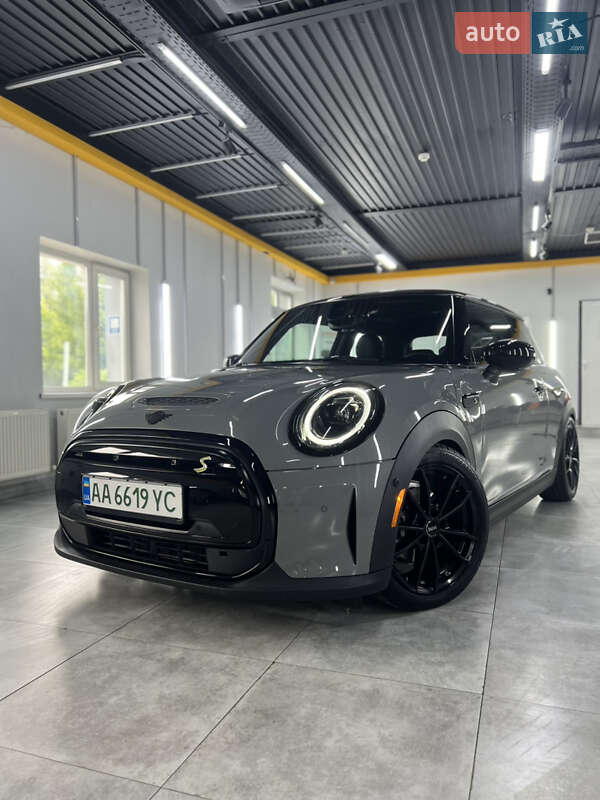Хетчбек MINI Cooper 2022 в Києві