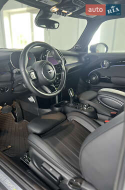 Хэтчбек MINI Cooper 2022 в 