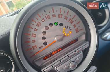 Хэтчбек MINI Cooper 2009 в 