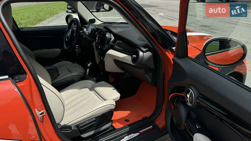 Хэтчбек MINI Cooper 2018 в Виннице