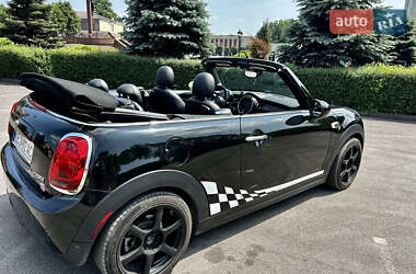 Хэтчбек MINI Cooper 2016 в 