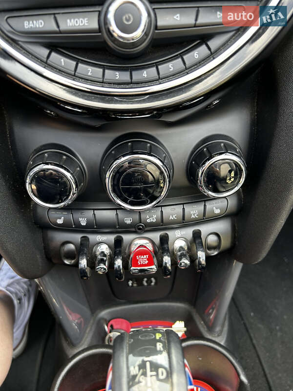 Хэтчбек MINI Cooper 2016 в Каменском фото 18 Хэтчбек MINI Cooper 2016 в Каменском
