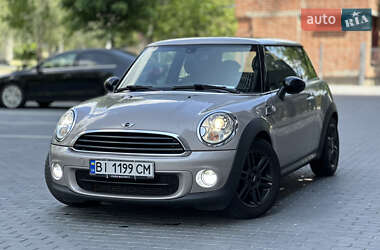 Хэтчбек MINI Cooper 2012 в 