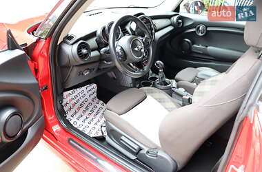 Хэтчбек MINI Cooper 2014 в 
