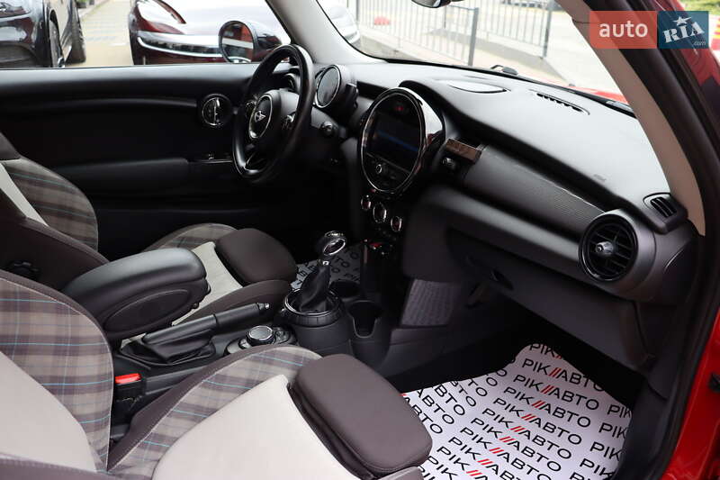 Хетчбек MINI Cooper 2014 в Львові