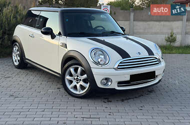 Хэтчбек MINI Cooper 2008 в 
