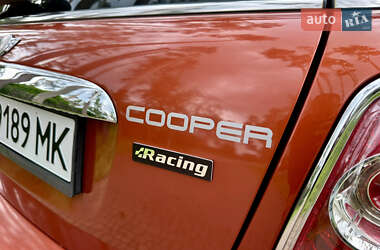 Хэтчбек MINI Cooper 2011 в 