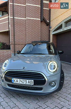 Хэтчбек MINI Cooper 2021 в Киеве