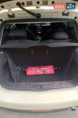 Хэтчбек MINI Cooper 2007 в 