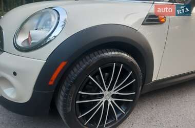 Хэтчбек MINI Cooper 2013 в 