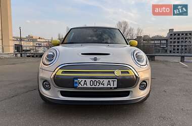 Хэтчбек MINI Cooper 2019 в 