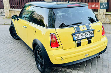 Хэтчбек MINI Cooper 2003 в 