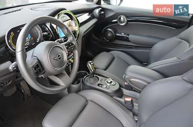 Хэтчбек MINI Cooper 2023 в 