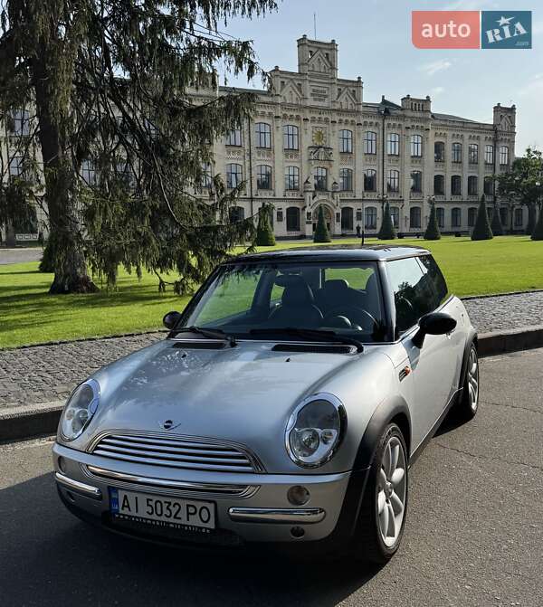 Хэтчбек MINI Cooper 2004 в Киеве фото 3 Хэтчбек MINI Cooper 2004 в Киеве