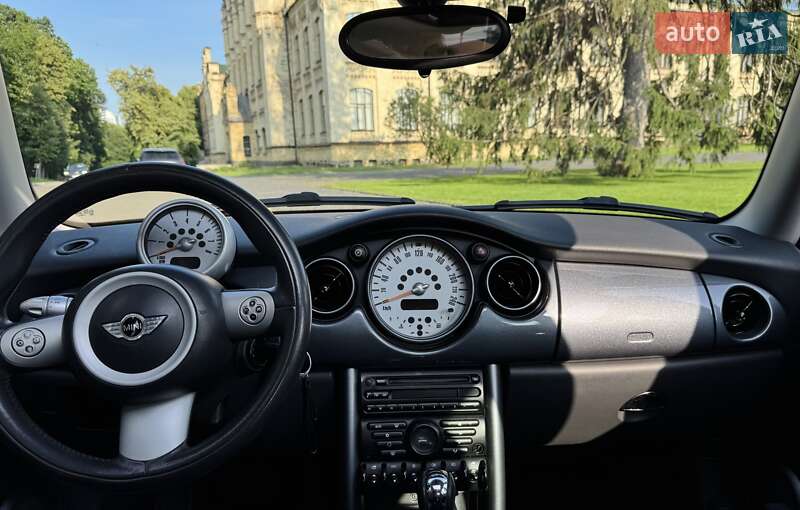 Хэтчбек MINI Cooper 2004 в Киеве фото 13 Хэтчбек MINI Cooper 2004 в Киеве