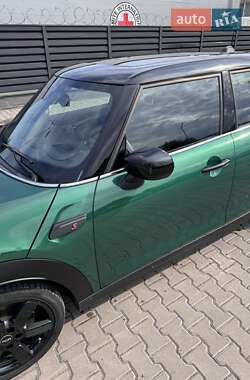 Хэтчбек MINI Cooper 2021 в 
