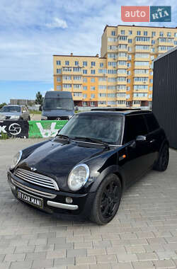Хэтчбек MINI Cooper 2003 в Киеве