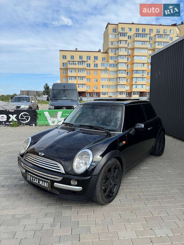 Хэтчбек MINI Cooper 2003 в 