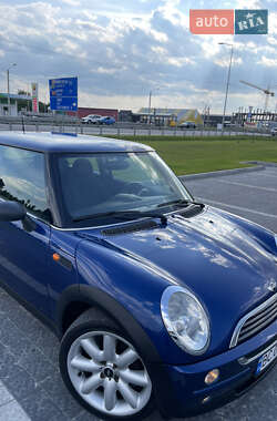 Хэтчбек MINI Cooper 2002 в 