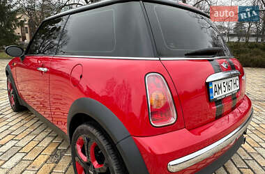 Хетчбек MINI Cooper 2003 в 