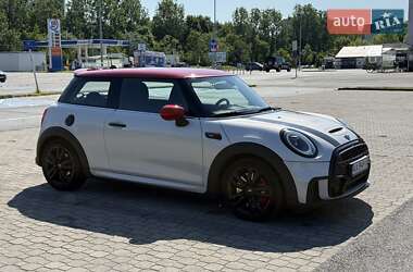 Хэтчбек MINI Cooper 2021 в 