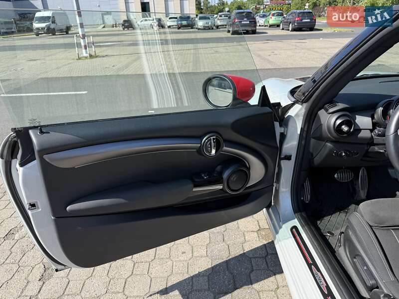 Хэтчбек MINI Cooper 2021 в Киеве