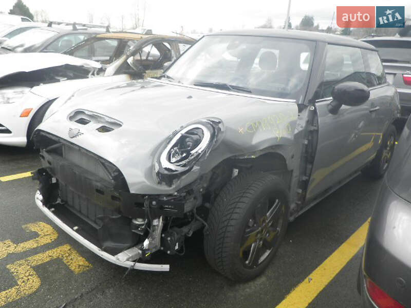 Хетчбек MINI Cooper 2022 в Києві