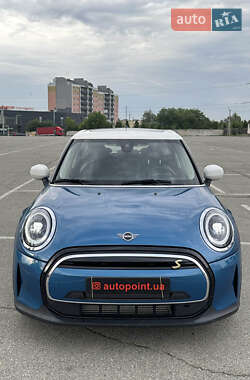 Хэтчбек MINI Cooper 2021 в 
