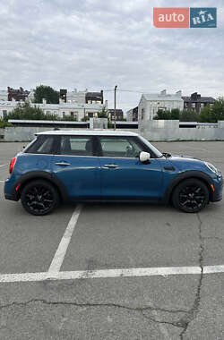 Хэтчбек MINI Cooper 2021 в 