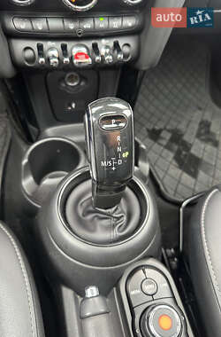 Хэтчбек MINI Cooper 2021 в 