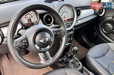 Хэтчбек MINI Cooper 2012 в 