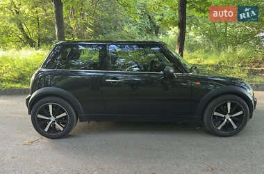 Хэтчбек MINI Cooper 2002 в 