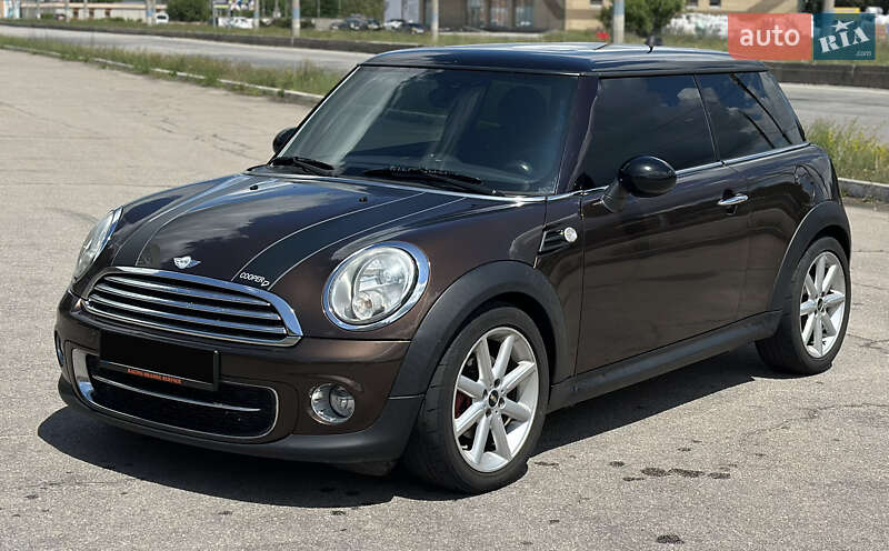 Хэтчбек MINI Cooper 2011 в Днепре