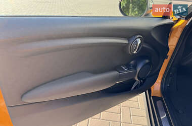 Хэтчбек MINI Cooper 2014 в 