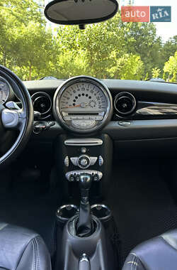 Хэтчбек MINI Cooper 2007 в 