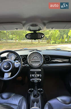 Хэтчбек MINI Cooper 2007 в 