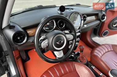 Хэтчбек MINI Cooper 2009 в 