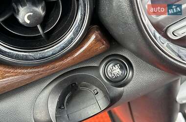 Хэтчбек MINI Cooper 2009 в 