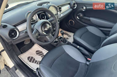 Хэтчбек MINI Cooper 2012 в 