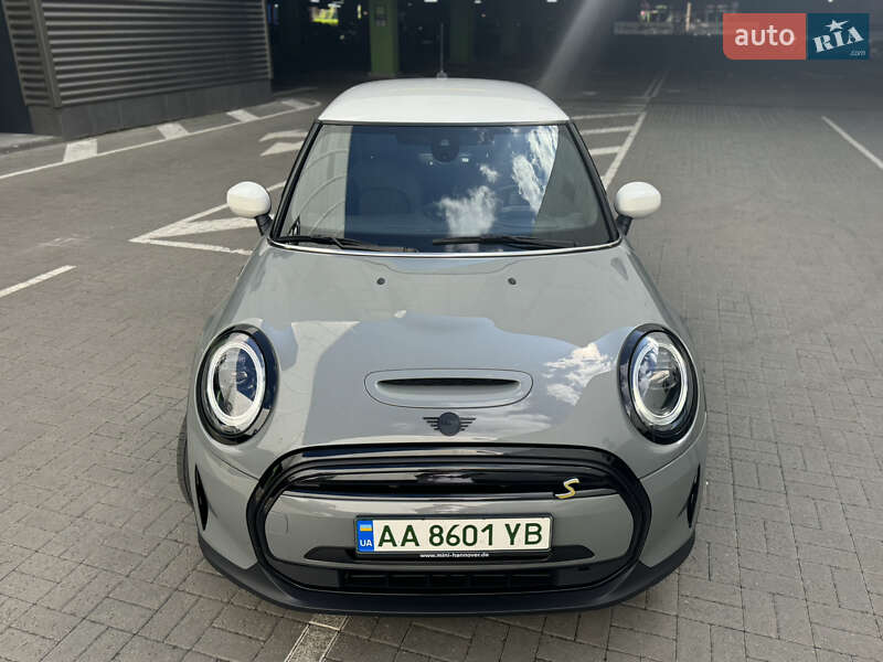 Хэтчбек MINI Cooper 2021 в Киеве