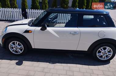Хэтчбек MINI Cooper 2013 в 