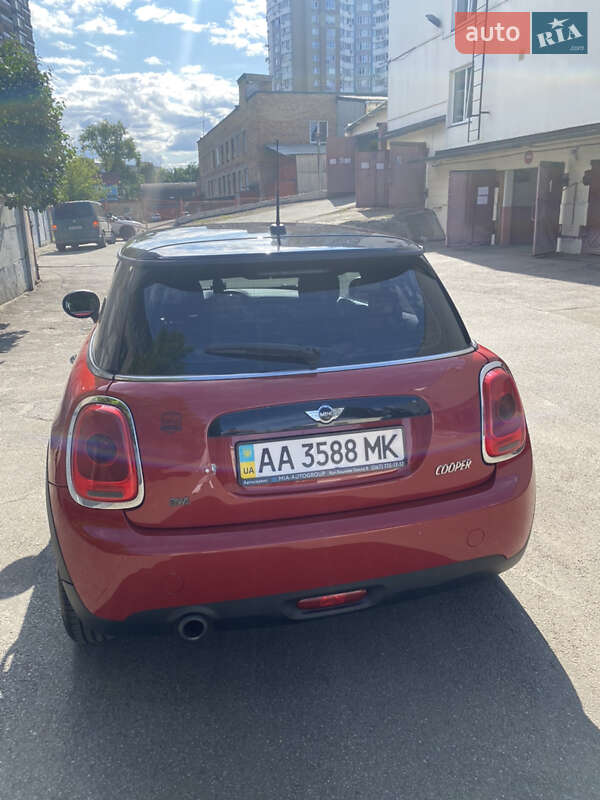 Хэтчбек MINI Cooper 2016 в Киеве