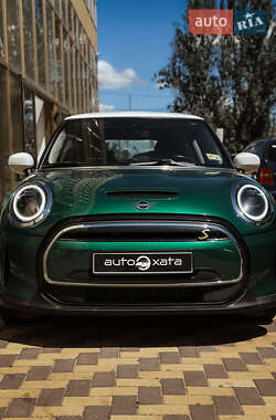 Хэтчбек MINI Cooper 2022 в Николаеве