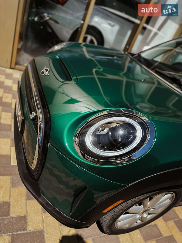 Хэтчбек MINI Cooper 2022 в Николаеве