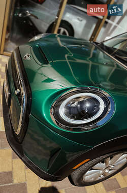 Хэтчбек MINI Cooper 2022 в 