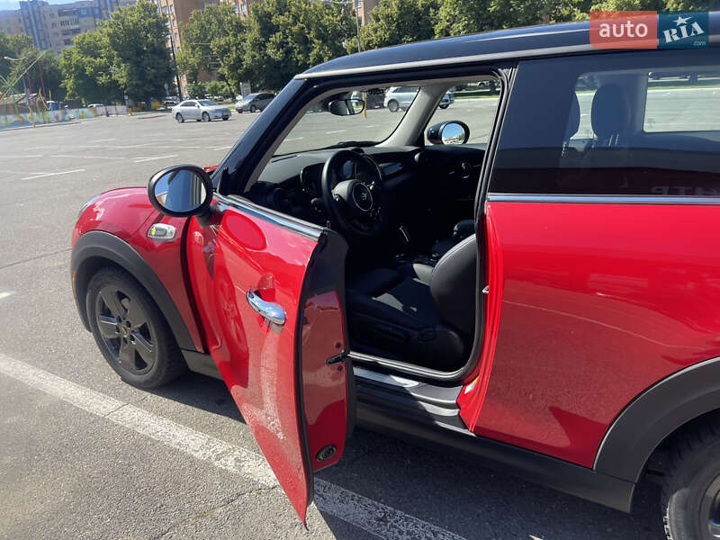 Хетчбек MINI Cooper 2020 в Києві