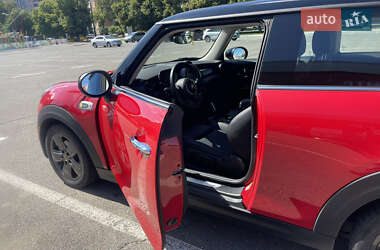 Хэтчбек MINI Cooper 2020 в 