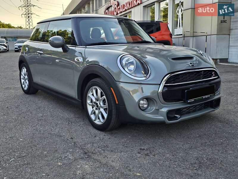 Хэтчбек MINI Cooper 2018 в Одессе